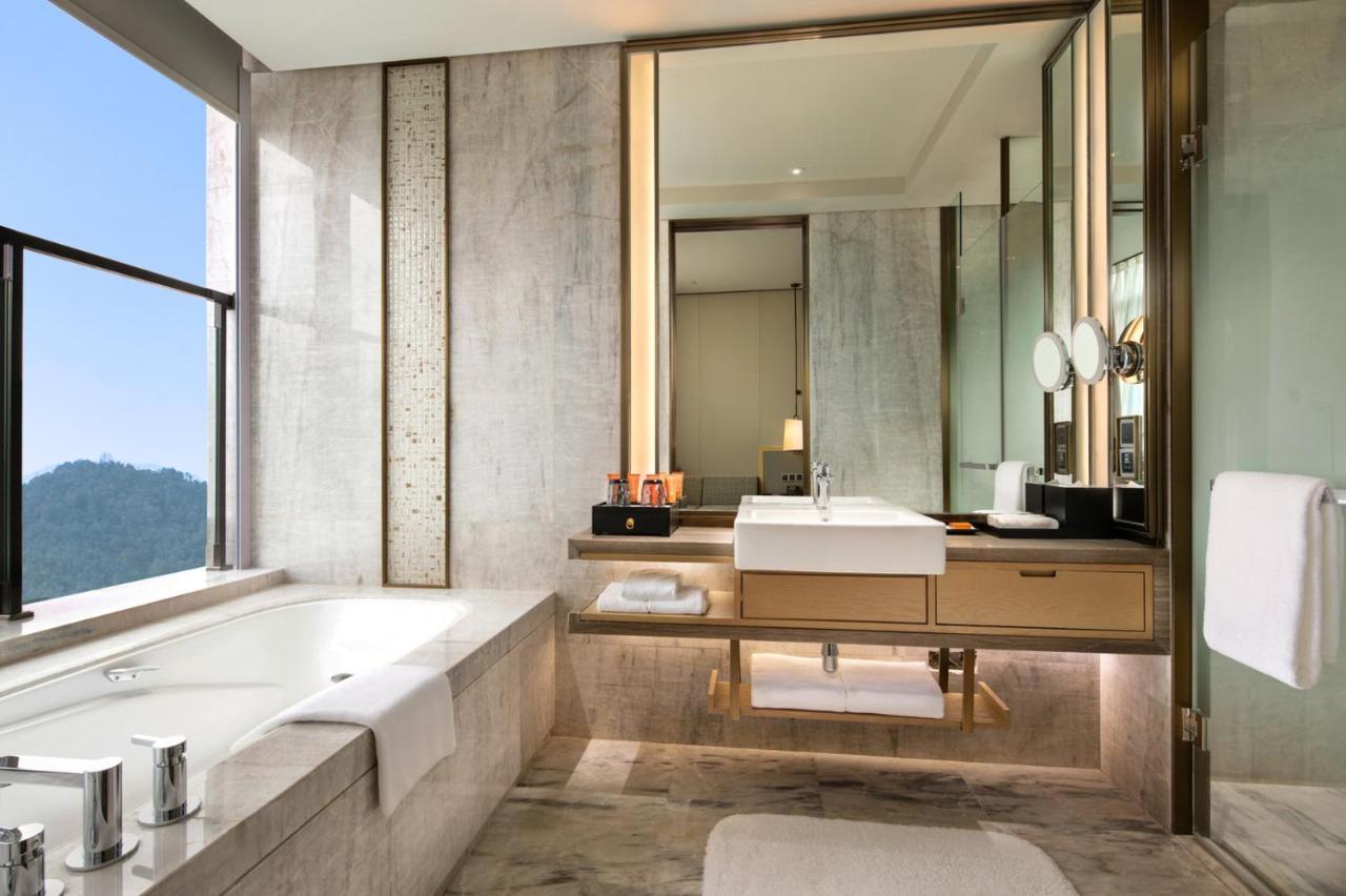 Crowne Plaza Xiangxi Fenghuang Exterior foto